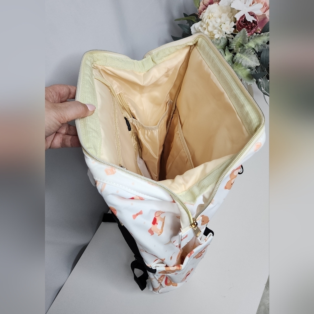 ‼️NEW IN‼️White Teddy Bear Print Diaper Backpack Fast Shipping 📦 - Picture 5 of 9